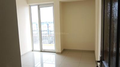 Bedroom Image of 580 Sq.ft 1 BHK Apartment / Flat for rent in Wave Dream Homes, Wave City Ghaziabad for Rs. 9700