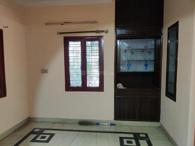 Bedroom Image of 900 Sq.ft 2 BHK Duplex for sale in Vikas Kunj, Vikaspuri New Delhi for Rs. 11500000