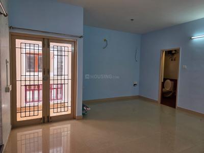 Bedroom Image of 1700 Sq.ft 3 BHK Apartment / Flat for rent in Ramapuram Chennai for Rs. 50000