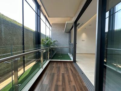 Balcony Image of 1350 Sq.ft 3 BHK Apartment / Flat for sale in Sion Mumbai for Rs. 53600000