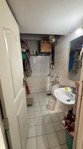 Bathroom Image of 545 Sq.ft 1 BHK Apartment / Flat for sale in Hiranandani Carrara Apartment, Hiranandani Estate Thane for Rs. 8200000