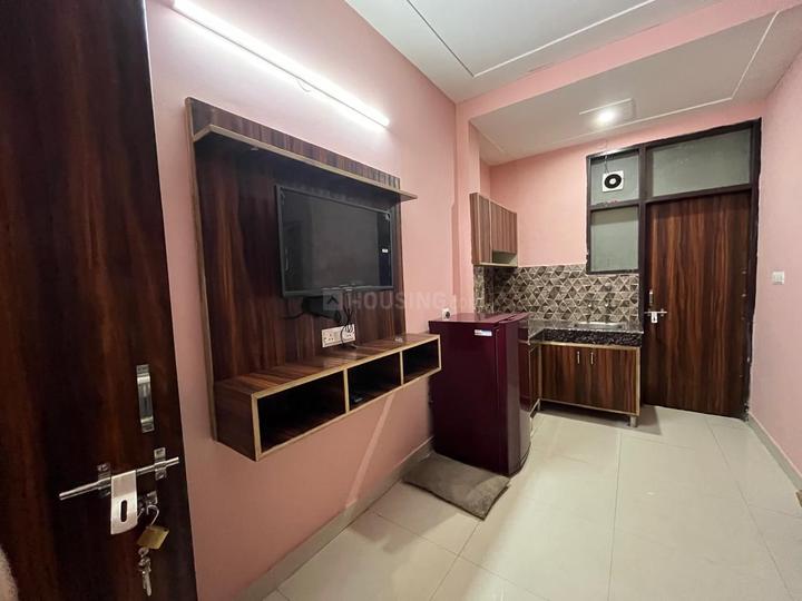 Dlf phase 3 S block Bedroom 1