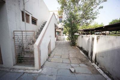 Balcony Image of 702 Sq.ft 2 BHK Independent House for sale in Shahpur Ahmedabad for Rs. 14000000