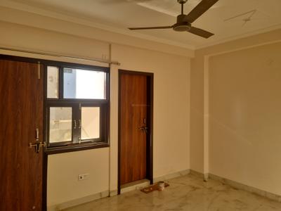 Bedroom Image of 750 Sq.ft 2 BHK Builder Floor for rent in DDA Residential Flats, Sector 8 Dwarka New Delhi for Rs. 25000