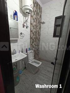 Bathroom Image of 1650 Sq.ft 2 BHK Apartment / Flat for sale in Champa Bai Soni Karol Bagh, Karol Bagh New Delhi for Rs. 15500000