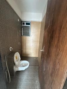 Bathroom Image of 600 Sq.ft 1 BHK Apartment / Flat for sale in Metricon The Gateway, Vashi Navi Mumbai for Rs. 12500000