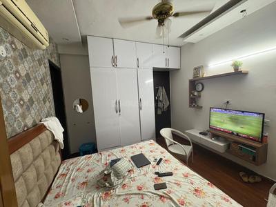 Bedroom Image of 1200 Sq.ft 2 BHK Apartment / Flat for sale in Smartworld Orchard, Sector 61 Gurgaon for Rs. 17500000