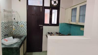 Kitchen Image of 1150 Sq.ft 2 BHK Apartment / Flat for rent in Sadbhawana Apartment, Sector 46 Faridabad for Rs. 24000