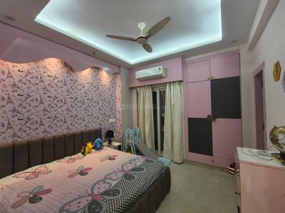 Bedroom Image of 1250 Sq.ft 3 BHK Apartment / Flat for rent in Shree Vardhman Victoria, Sector 70 Gurgaon for Rs. 48000