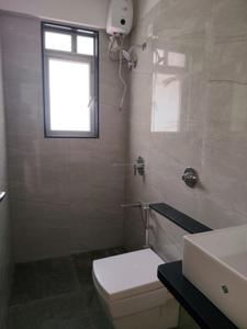Common Bathroom Image of 609 Sq.ft 1 BHK Apartment / Flat for sale in I R Jamuna CHS, Andheri East Mumbai for Rs. 11900000