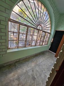 Balcony Image of 650 Sq.ft 2 BHK Independent House for rent in Dum Dum Cantonment Kolkata for Rs. 7500