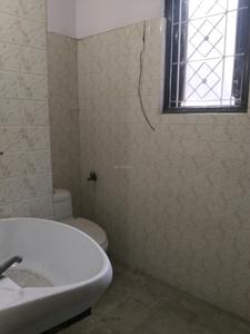 Bedroom Two Image of 1800 Sq.ft 4 BHK Builder Floor for sale in Vikaspuri New Delhi for Rs. 25000000