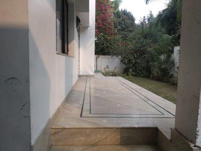 Balcony Image of 2500 Sq.ft 3 BHK Independent House for rent in Gomti Nagar Lucknow for Rs. 40000