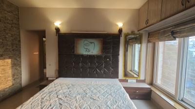 Bedroom Image of 1600 Sq.ft 3 BHK Apartment / Flat for rent in Aundh Pune for Rs. 75000