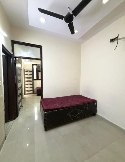 Bedroom Image of 650 Sq.ft 1 BHK Builder Floor for rent in Patel Nagar New Delhi for Rs. 18000