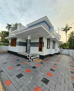 Image of 700 Sq.ft 2 BHK Independent House for sale in Alangad, Kochi for Rs. 3400000