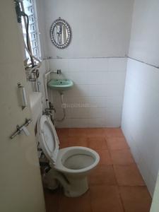 Bathroom Image of 1250 Sq.ft 2 BHK Apartment / Flat for rent in Aundh Pune for Rs. 35000