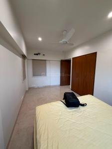 Bedroom Image of 750 Sq.ft 1 BHK Apartment / Flat for rent in Cuffe Parade Mumbai for Rs. 115000