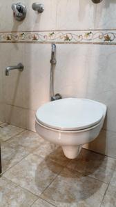 Bathroom Image of 985 Sq.ft 2 BHK Apartment / Flat for rent in Supreme Lake Florence, Powai Mumbai for Rs. 80000