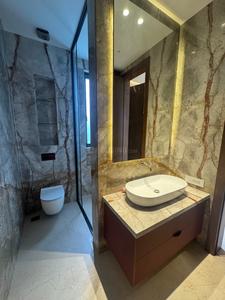 Bathroom Image of 2500 Sq.ft 3.5 BHK Builder Floor for sale in Defence Colony New Delhi for Rs. 169500000