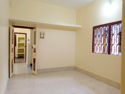 Bedroom Image of 630 Sq.ft 2 BHK Builder Floor for rent in Purba Barisha Kolkata for Rs. 10000