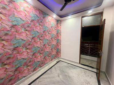 Bedroom Image of 650 Sq.ft 2 BHK Builder Floor for sale in Govindpuri New Delhi for Rs. 5000000