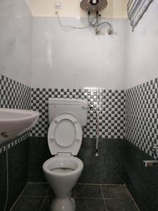 Bedroom One Image of 650 Sq.ft 2 BHK Apartment / Flat for rent in Munnekollal Bengaluru for Rs. 25000