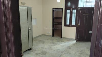 Bedroom Image of 1743 Sq.ft 2 BHK Builder Floor for rent in Sector 46 Noida for Rs. 35000