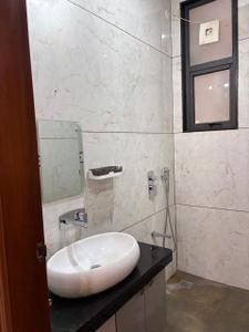 Bathroom Image of 2000 Sq.ft 3 BHK Apartment / Flat for rent in Mansarovar Jaipur for Rs. 45000