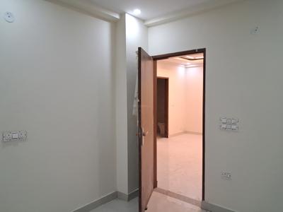 Bedroom Image of 980 Sq.ft 2 BHK Apartment / Flat for sale in GCM Gomati Apartment, Sector 49 Noida for Rs. 3800001