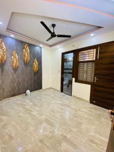 Bedroom Image of 2350 Sq.ft 3 BHK Apartment / Flat for rent in Uttam Nagar New Delhi for Rs. 21000