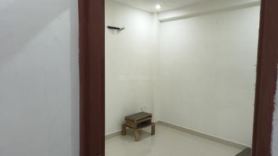 Bedroom Image of 550 Sq.ft 2 BHK Builder Floor for rent in Hastsal New Delhi for Rs. 10000