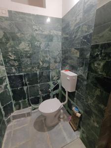 Bathroom Image of 700 Sq.ft 1.5 BHK Duplex for rent in Bhadu Market Jodhpur for Rs. 9000
