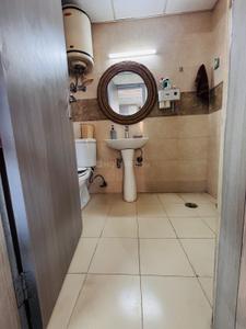 Image of 1294 Sq.ft 3 BHK Apartment / Flat for rent in Supertech Ecociti, Sector 137, Noida for Rs. 33000