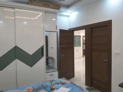 Bedroom Image of 2550 Sq.ft 4 BHK Apartment / Flat for sale in Rajendra Nagar Ghaziabad for Rs. 19500000