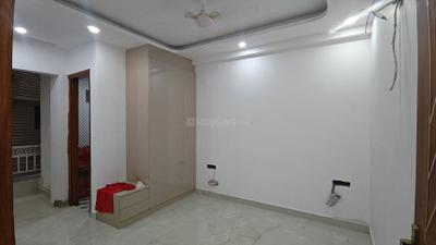 Bedroom Image of 1260 Sq.ft 3 BHK Apartment / Flat for sale in Sultanpur New Delhi for Rs. 9700000