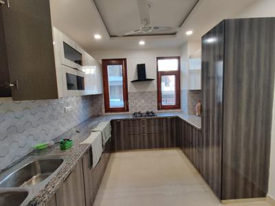 Kitchen Image of 1800 Sq.ft 3 BHK Builder Floor for sale in Karkardooma New Delhi for Rs. 40000000