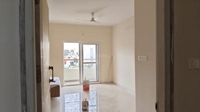 Living Room Image of 680 Sq.ft 1 BHK Apartment / Flat for rent in Kaggadasapura Bengaluru for Rs. 30000