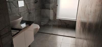 Bathroom Image of 2800 Sq.ft 4 BHK Builder Floor for rent in Vasant Kunj New Delhi for Rs. 90000