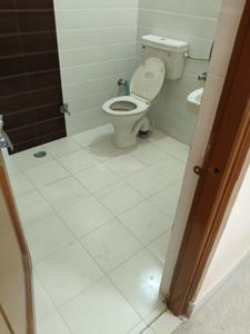 Bathroom Image of 1300 Sq.ft 2 BHK Apartment / Flat for rent in Vaishali Nagar Jaipur for Rs. 18000