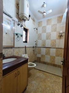 Image of 1050 Sq.ft 2 BHK Apartment / Flat for rent in DDA Flats Munirka, Munirka, New Delhi for Rs. 60000