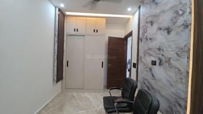 Bedroom Image of 900 Sq.ft 3 BHK Builder Floor for rent in Pitampura New Delhi for Rs. 42000