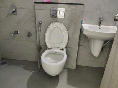 Bathroom Image of 680 Sq.ft 1 BHK Apartment / Flat for rent in Five Star ANP Retreat, Wakad Pune for Rs. 24500