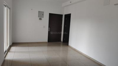 Living Room Image of 1340 Sq.ft 3.5 BHK Apartment / Flat for sale in Gulshan Ikebana, Sector 143 Noida for Rs. 17000000