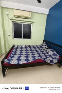 Bedroom Image of 450 Sq.ft 1 BHK Apartment / Flat for rent in Kasba Kolkata for Rs. 14000