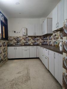 Kitchen Image of 1200 Sq.ft 3 BHK Apartment / Flat for rent in Chhattarpur New Delhi for Rs. 28000