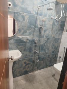 Bathroom Image of 900 Sq.ft 2 BHK Builder Floor for rent in Pride Vatika , Bukkasagara Bengaluru for Rs. 11000