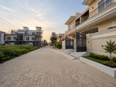 Image of 2232 Sq.ft 3 BHK Independent House for sale in Aman Vihar, Dehradun for Rs. 18500000