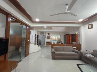 Hall Image of 4708 Sq.ft 4 BHK Independent House for sale in Thaltej Ahmedabad for Rs. 95000000