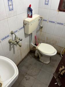 Bathroom Image of 868 Sq.ft 2.5 BHK Apartment / Flat for sale in Mogappair East Chennai for Rs. 9000000